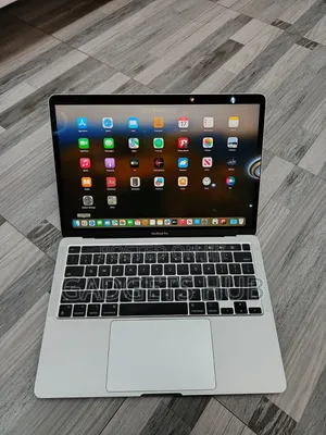 Laptop Apple MacBook Pro 2020 M1 8GB Apple M1 SSD 256GB