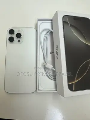 Apple iPhone 16 Pro Max 256 GB White