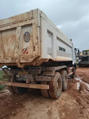Sinotruck 10 Wheeler Tipper Truck for Sale