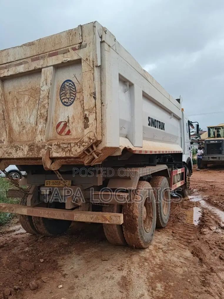 Sinotruck 10 Wheeler Tipper Truck for Sale
