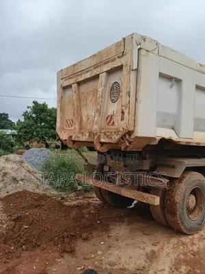 Sinotruck 10 Wheeler Tipper Truck for Sale