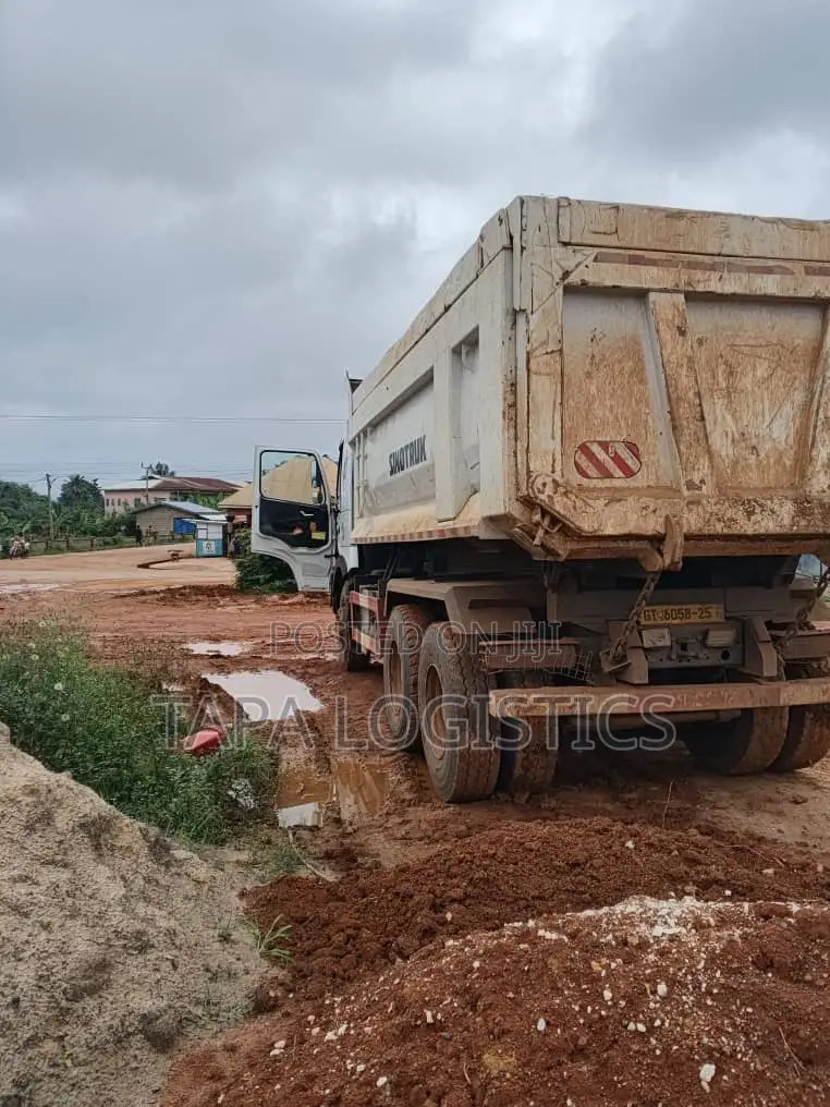 Sinotruck 10 Wheeler Tipper Truck for Sale