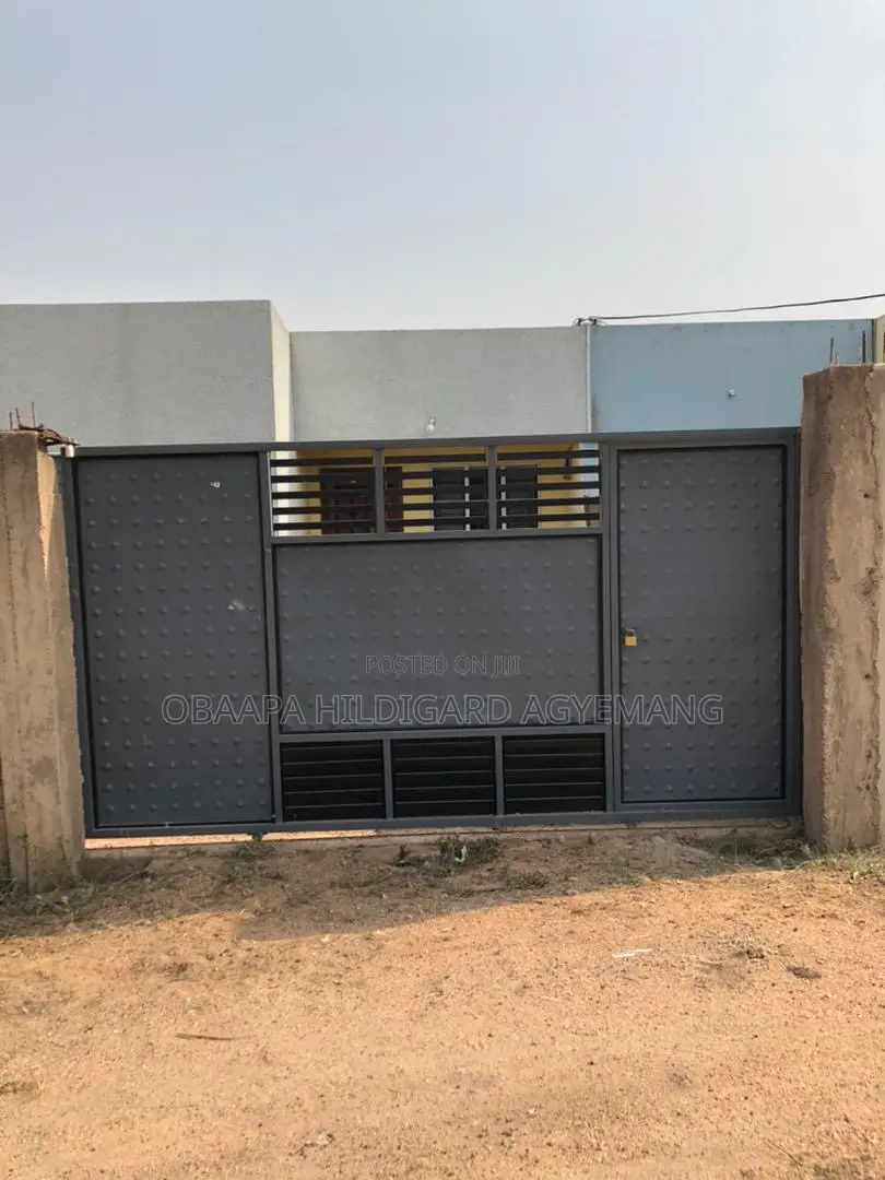 2bdrm House in Yabah Estate, Awutu Senya East Municipal for rent