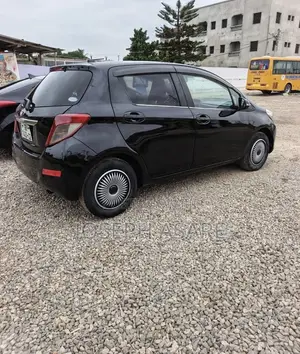 Toyota Vitz 2012 Black