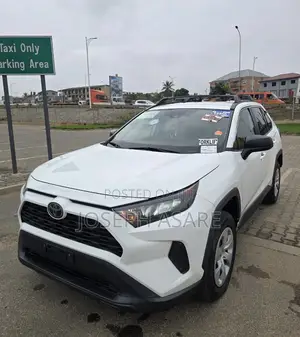 Toyota RAV4 2020 White