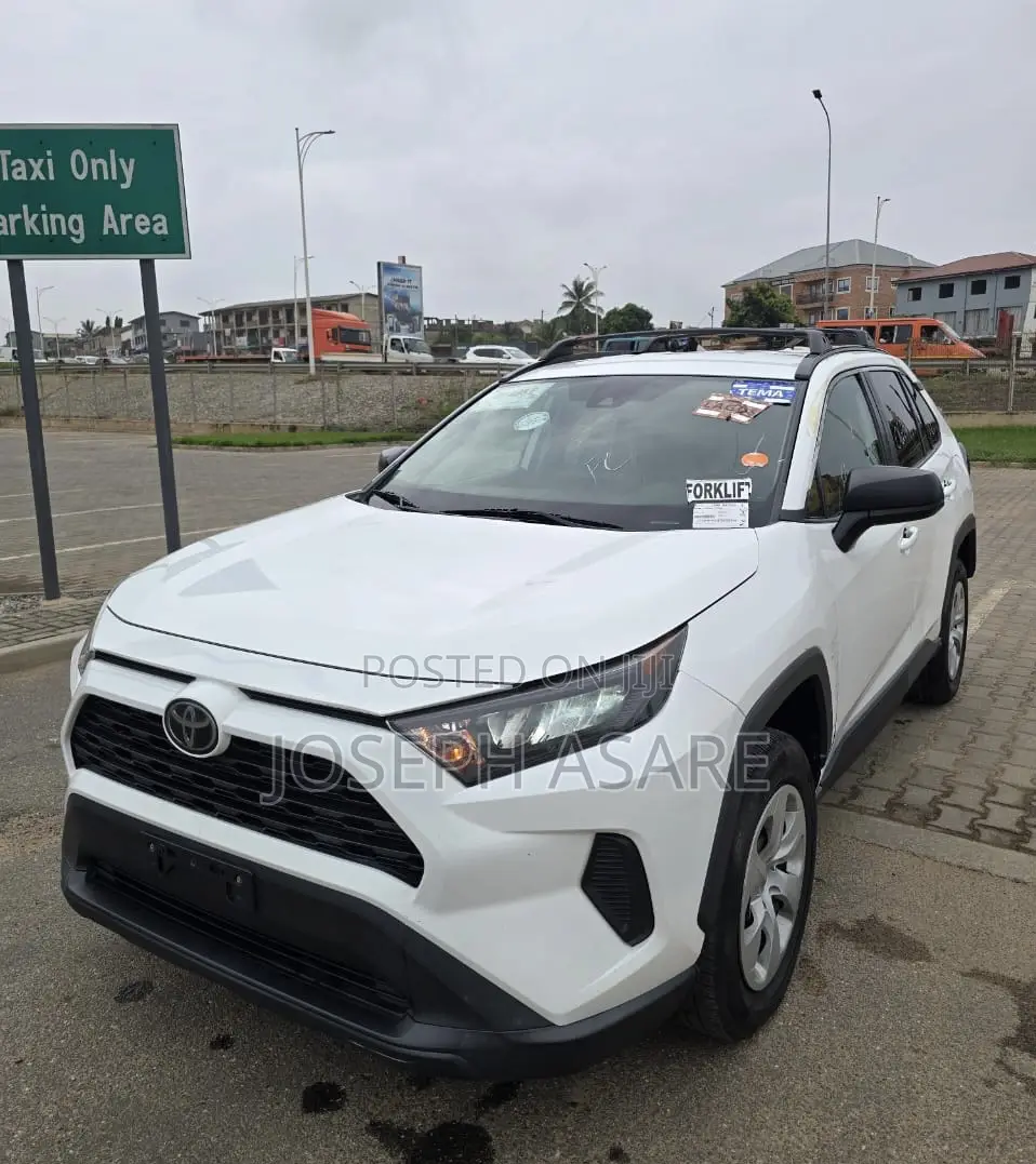 Toyota RAV4 2020 White