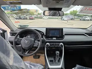 Toyota RAV4 2020 White