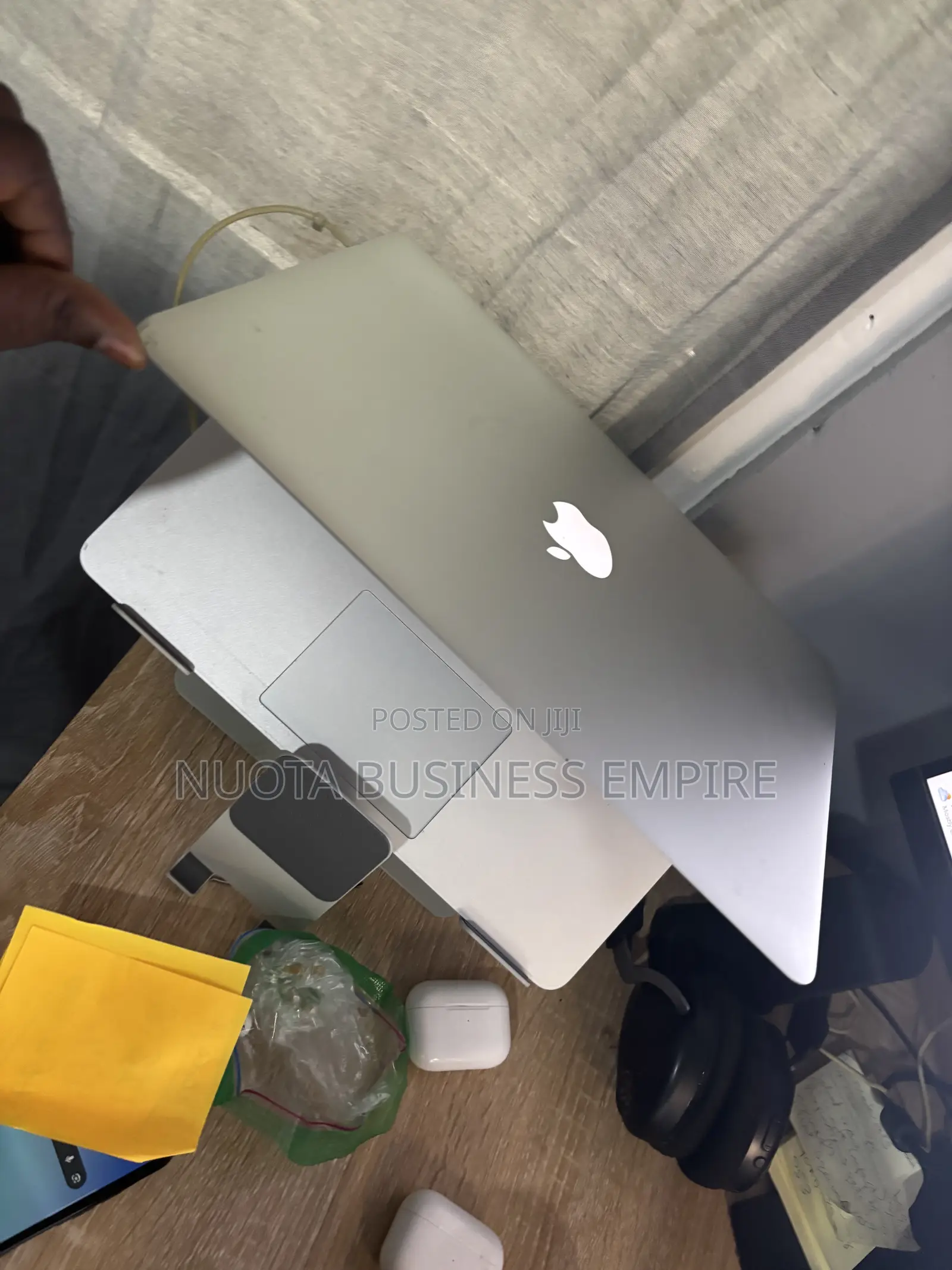 Laptop Apple MacBook Air 4GB Intel Core i5 SSD 256GB