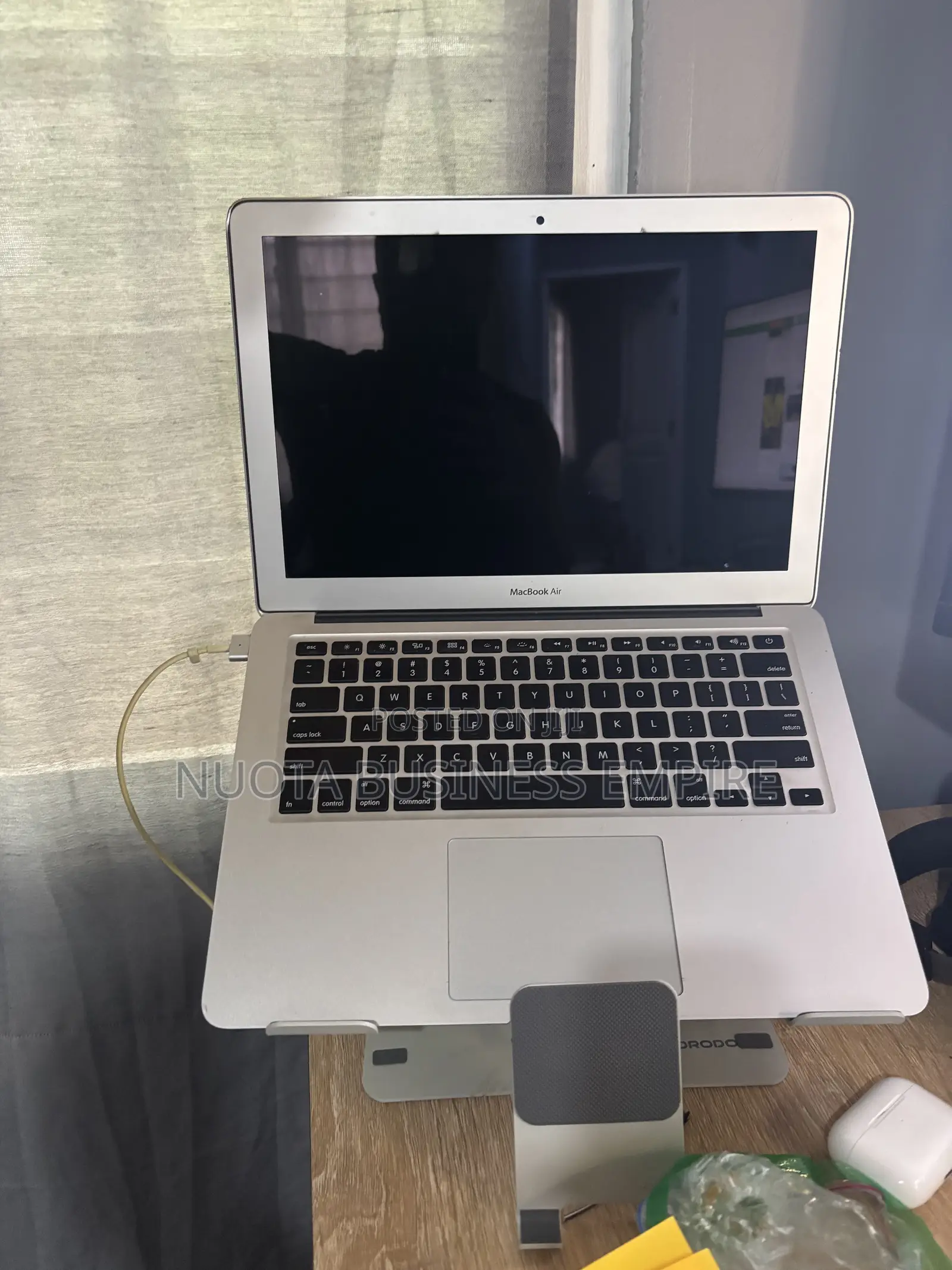 Laptop Apple MacBook Air 4GB Intel Core i5 SSD 256GB