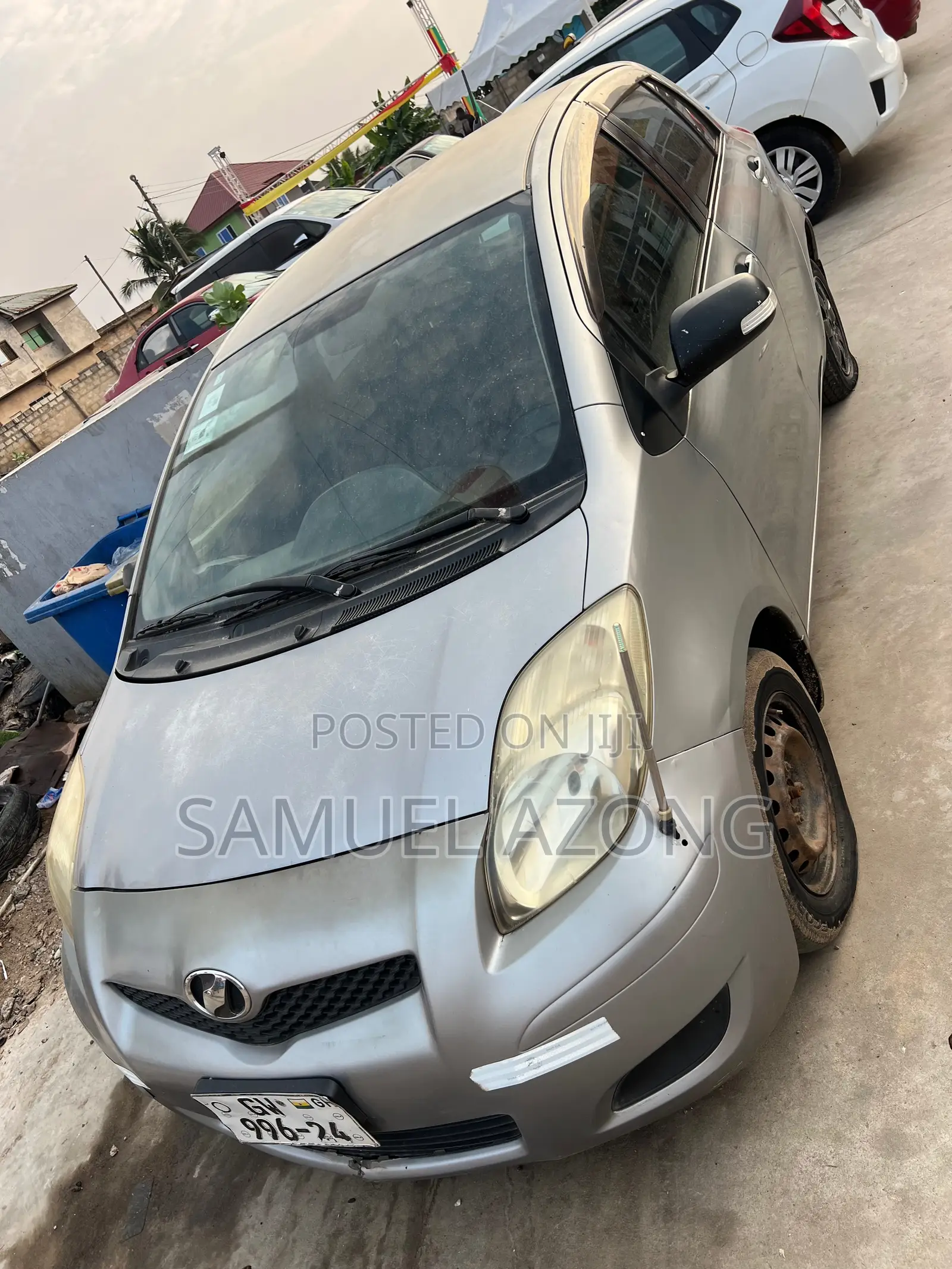 Toyota Vitz 1.3 AWD 5dr 2010 Silver