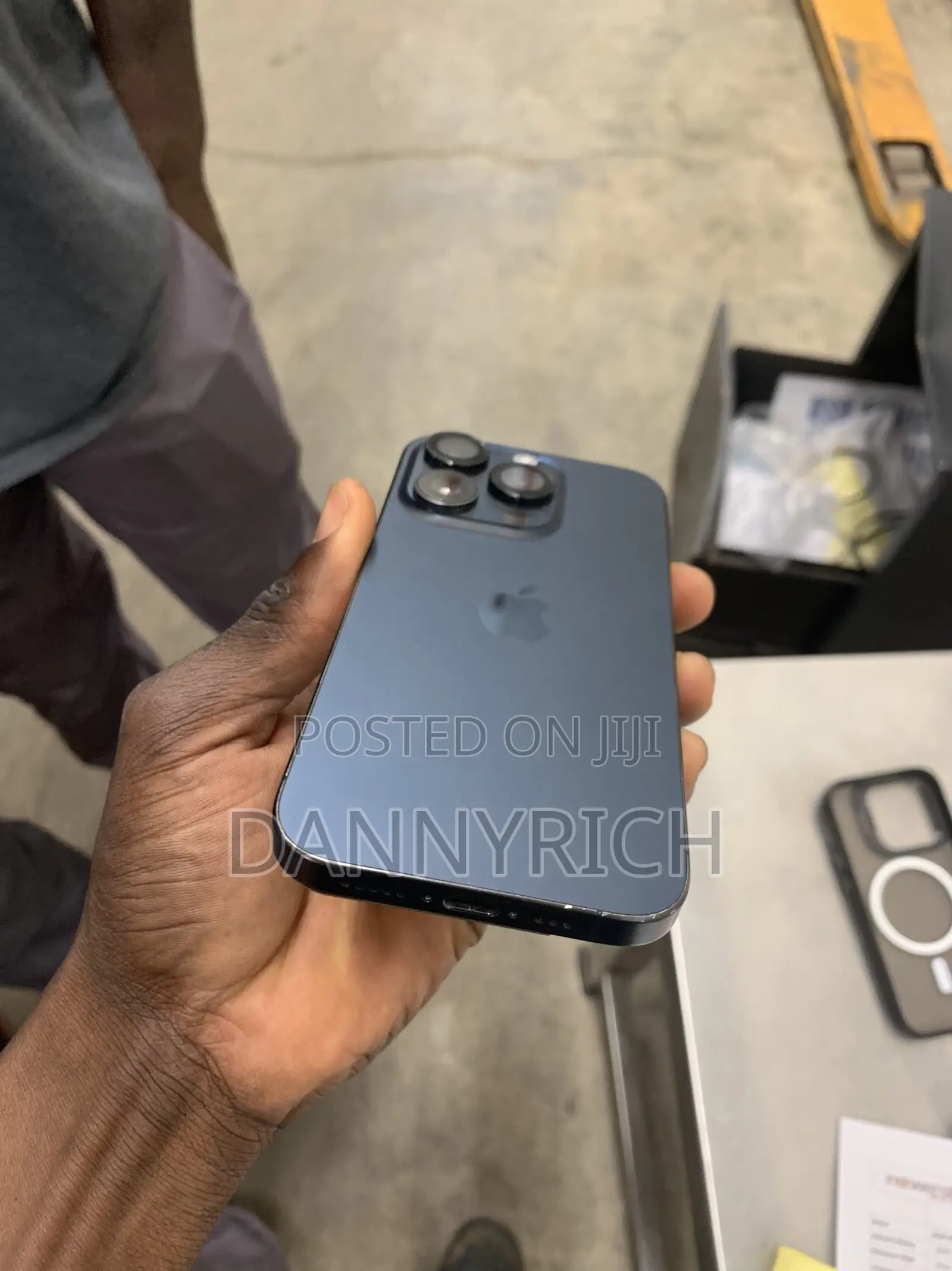 Apple iPhone 15 Pro 128 GB Blue