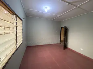2bdrm Apartment in Ashomang for rent