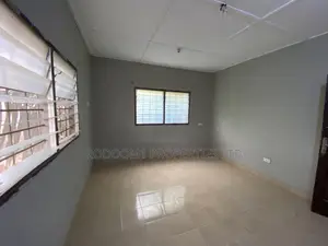 2bdrm Apartment in Ashomang for rent
