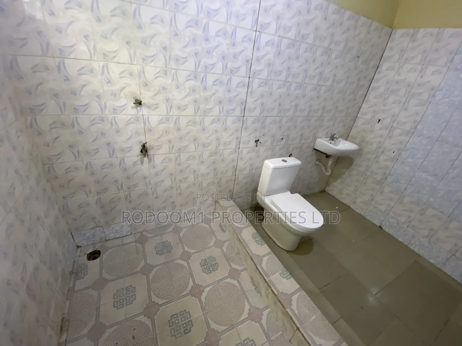 2bdrm Apartment in Ashomang for rent