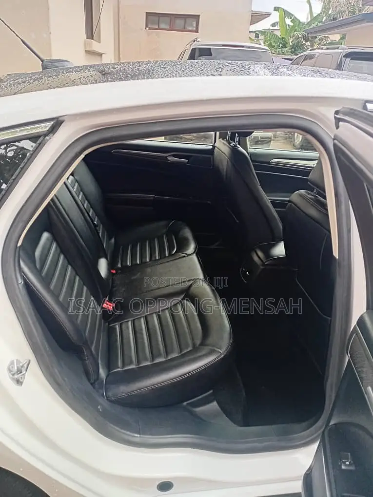 Ford Fusion 2018 White