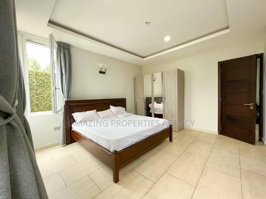 Furnished 4bdrm Townhouse / Terrace in Tseaddo for rent