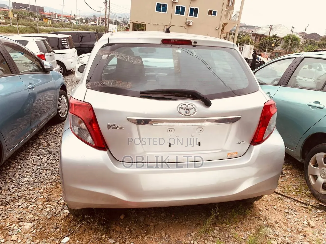 Toyota Vitz 2013 Black
