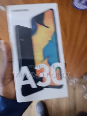 New Samsung Galaxy A30 64 GB Black