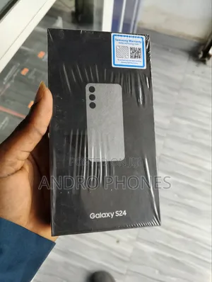 New Samsung Galaxy S24 128 GB Black
