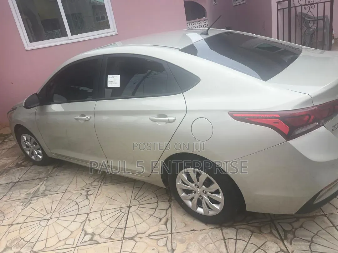 Hyundai Accent 2019 Gray