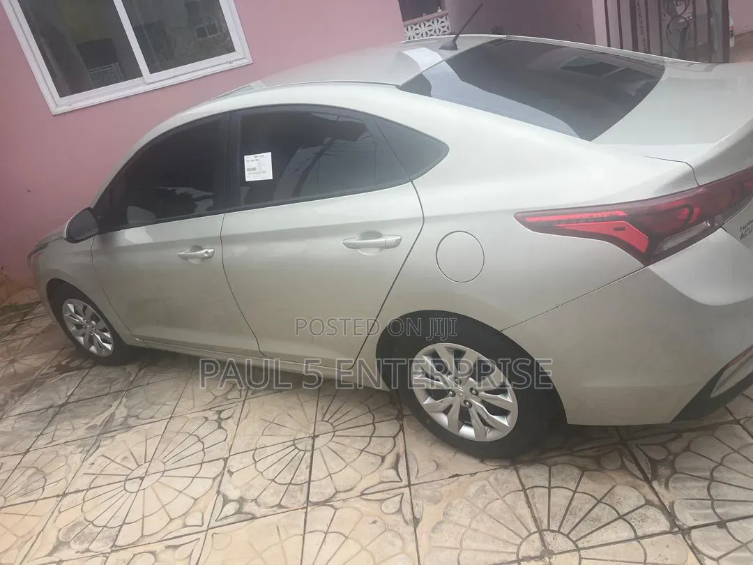 Hyundai Accent 2019 Gray