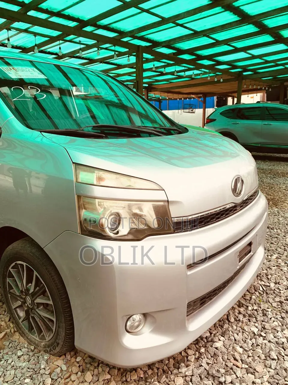 Toyota Voxy 2012 Gray