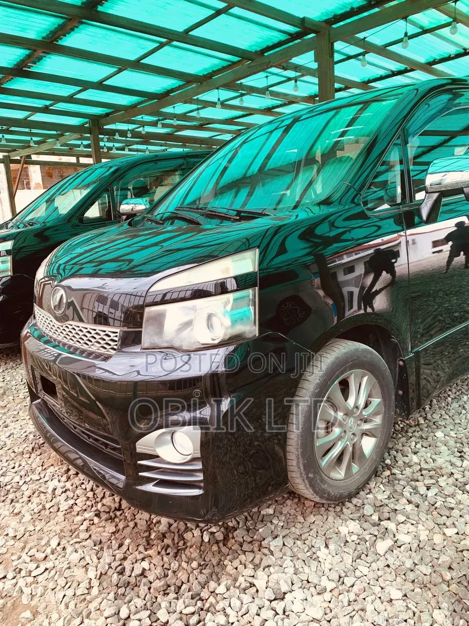 Toyota Voxy 2012 Gray