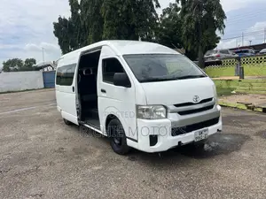 Toyota HiAce 2020 White