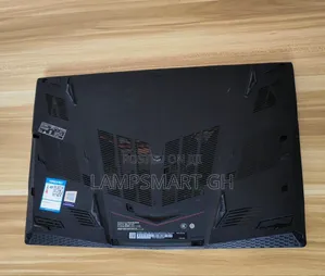 Laptop MSI GE63 Raider RGB 8RF 8GB Intel Core i7 SSD 512GB