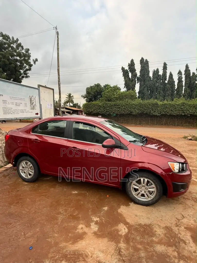 Chevrolet Cruze 2015 Red