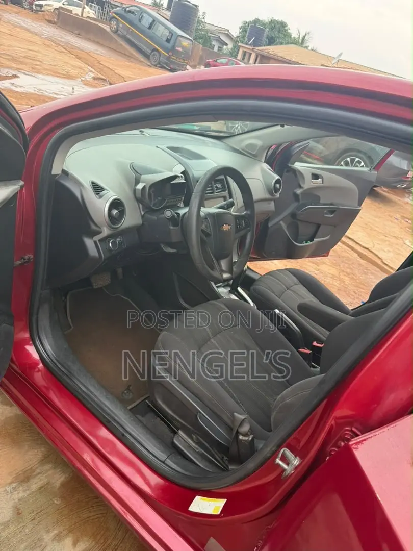Chevrolet Cruze 2015 Red