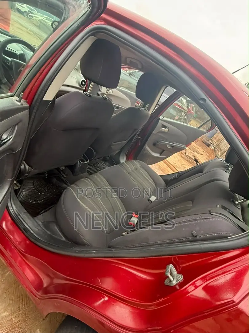Chevrolet Cruze 2015 Red