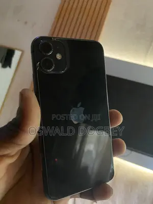 Apple iPhone 11 64 GB Black