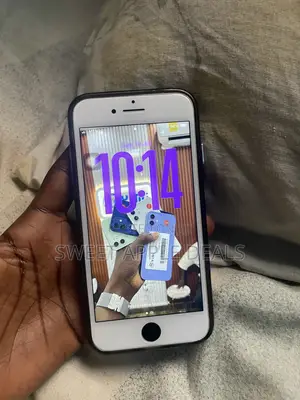 Apple iPhone SE (2020) 64 GB White