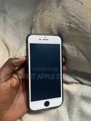 Apple iPhone SE (2020) 64 GB White