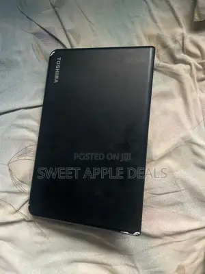 Laptop Toshiba 4GB AMD HDD 320GB