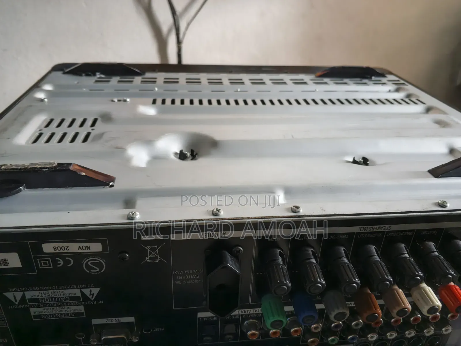 Neat and Clean Harman Kardon Av Receiver