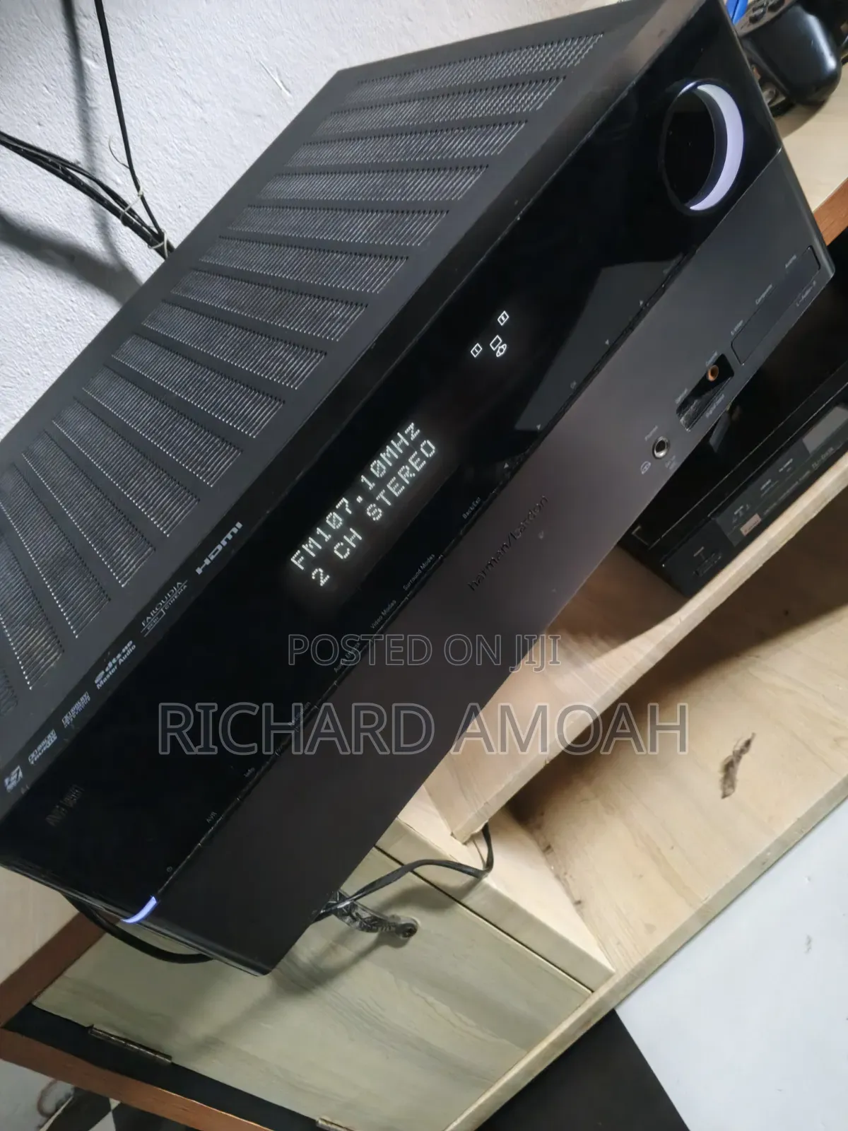 Neat and Clean Harman Kardon Av Receiver