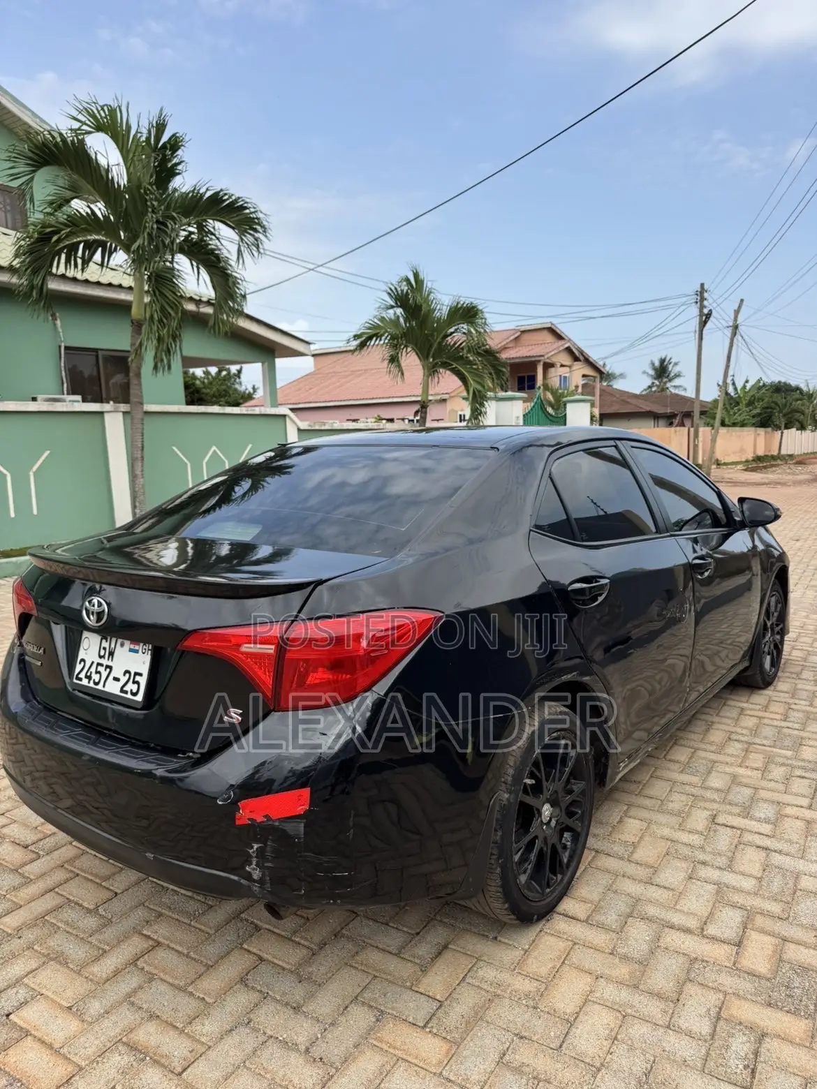 Toyota Corolla S w/Special Edition Pkg (1.8L 4cyl CVT) 2016 Black