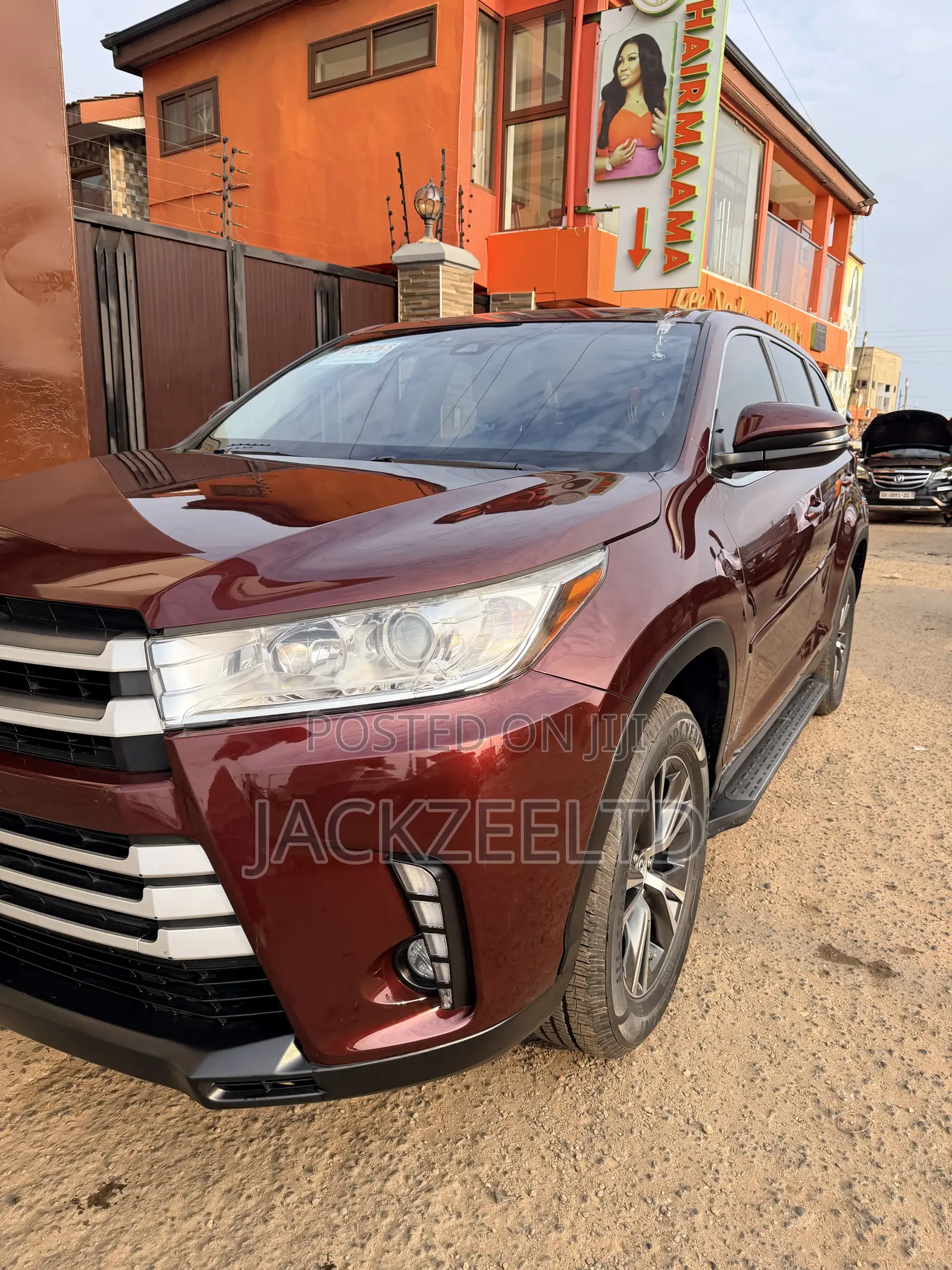 Toyota Highlander LE 2019 Burgundy