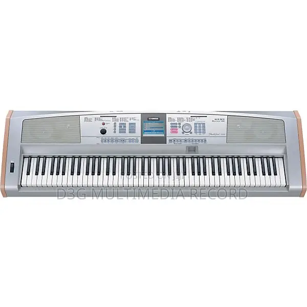 Yamaha DGX 505