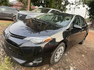 Toyota Corolla LE (1.8L 4cyl 2A) 2019 Black