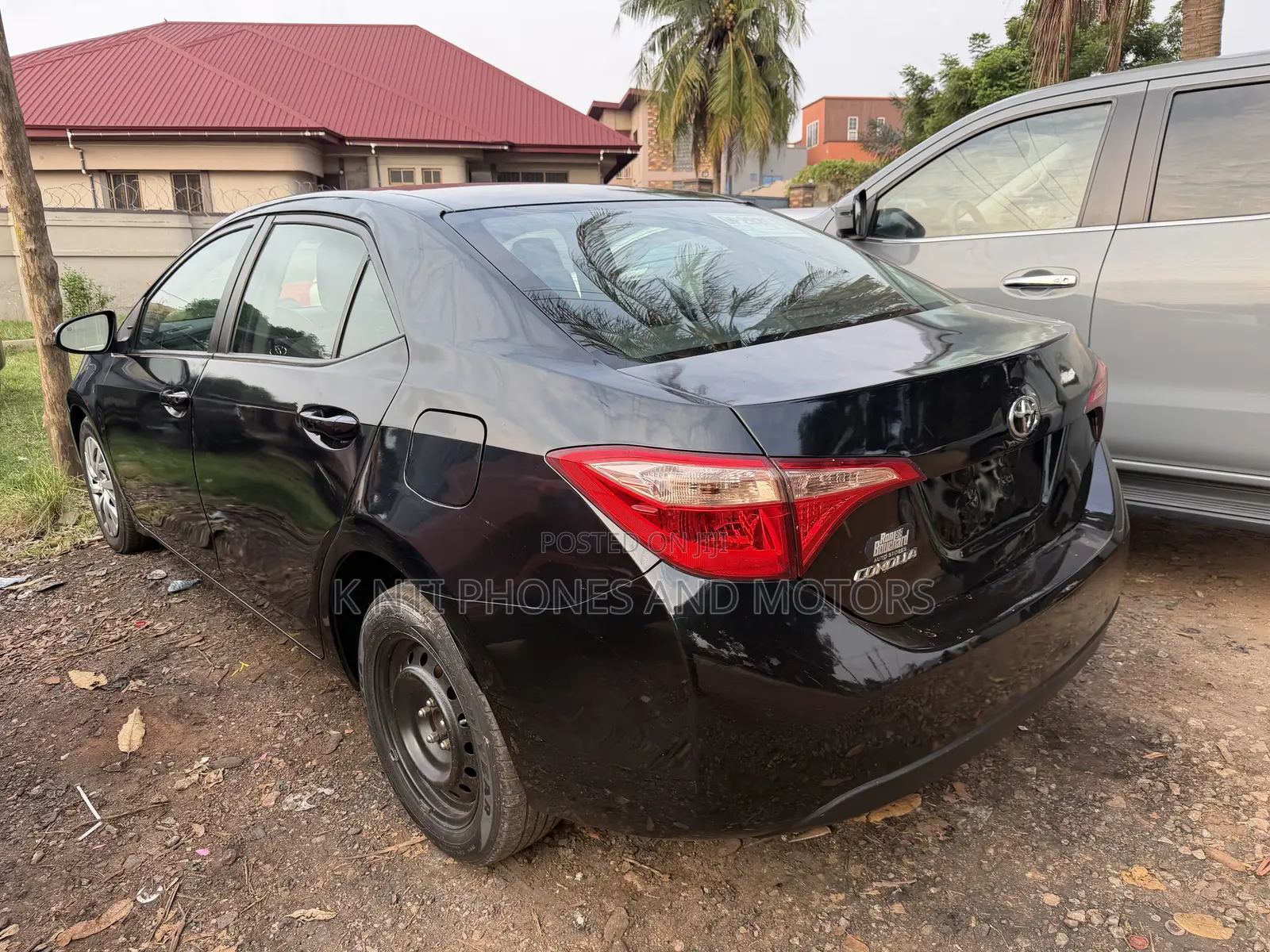 Toyota Corolla LE (1.8L 4cyl 2A) 2019 Black