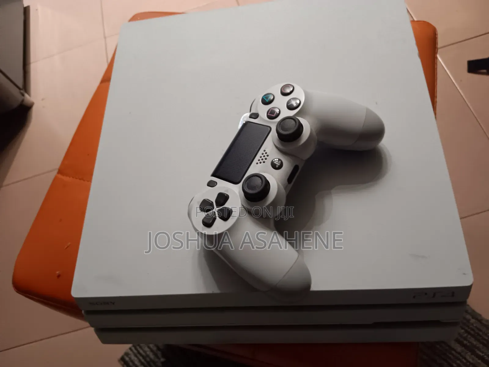 Ps4 Pro With 2 Games Mortal Kombat and GTA 5