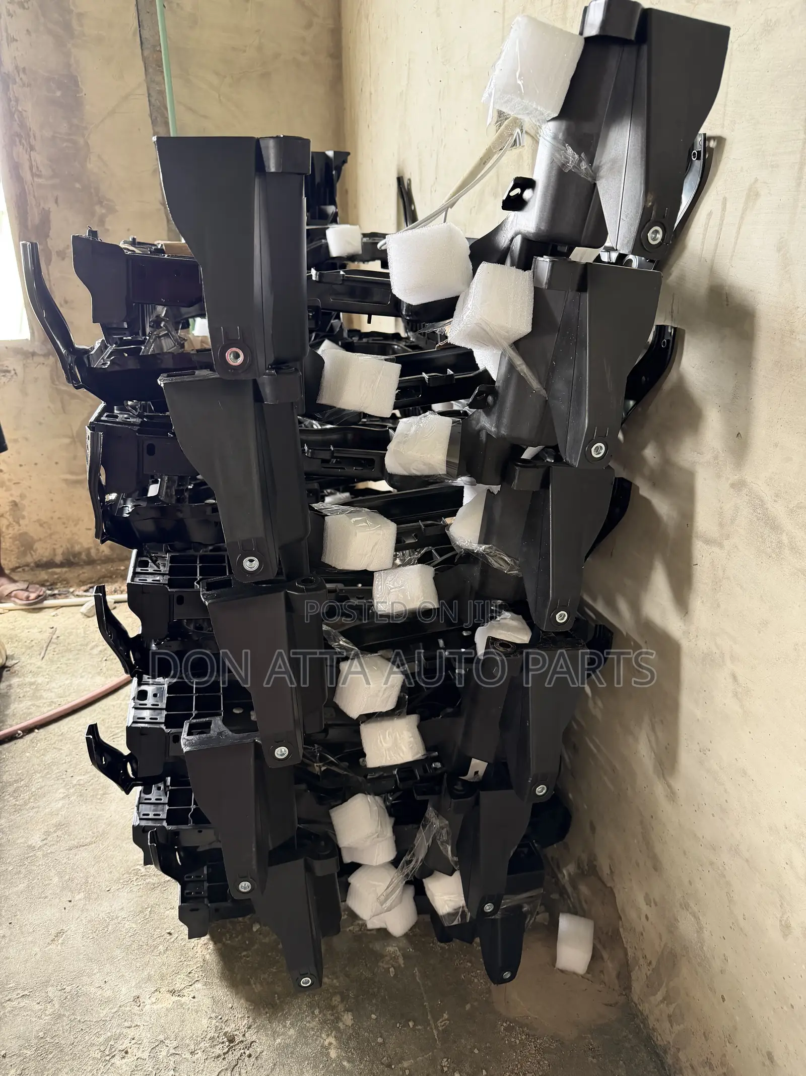 Hyundai Santa Fe 2013-2018 Radiator Support Available