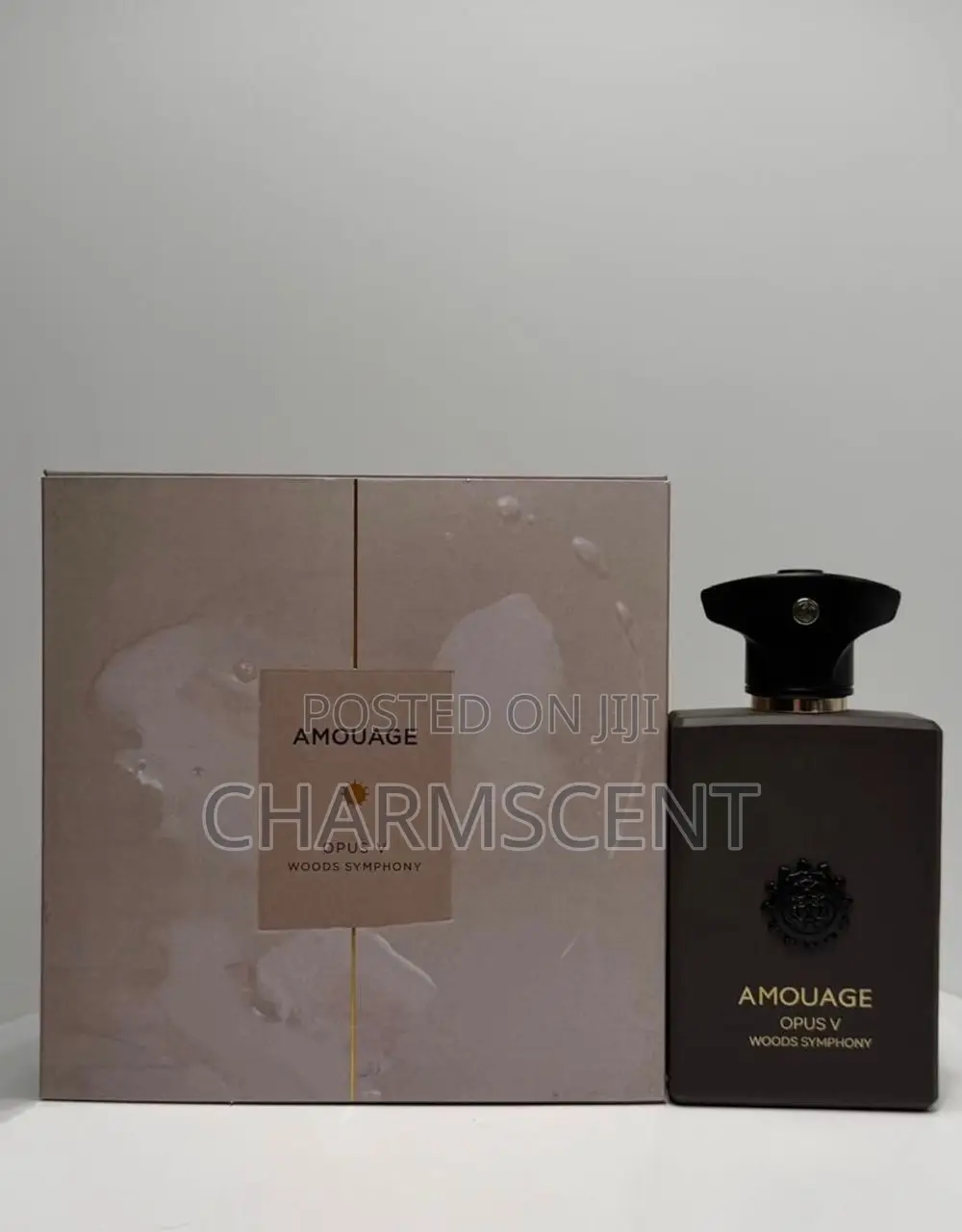 Amouage v Wood Symphony