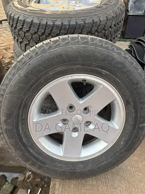 Jeep Rim With Tyres