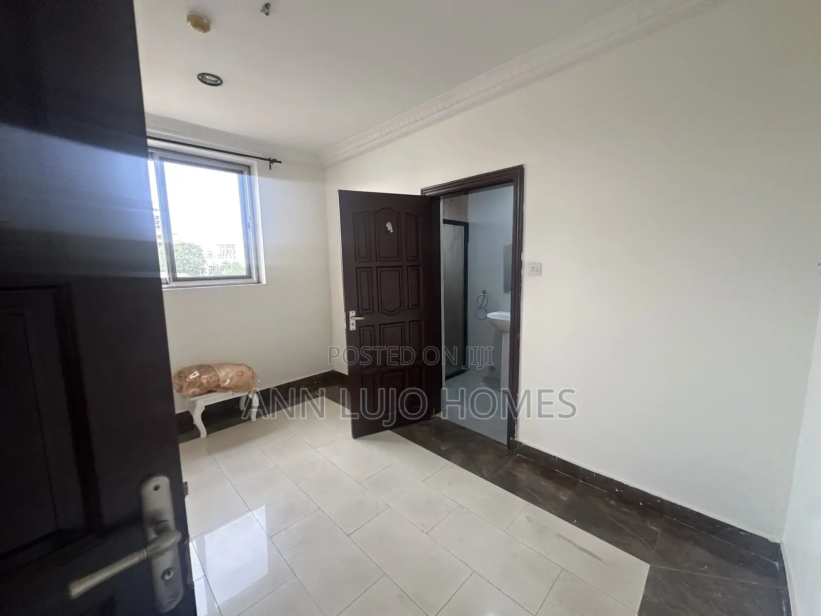 3bdrm Apartment in Airport Residential Area for rent