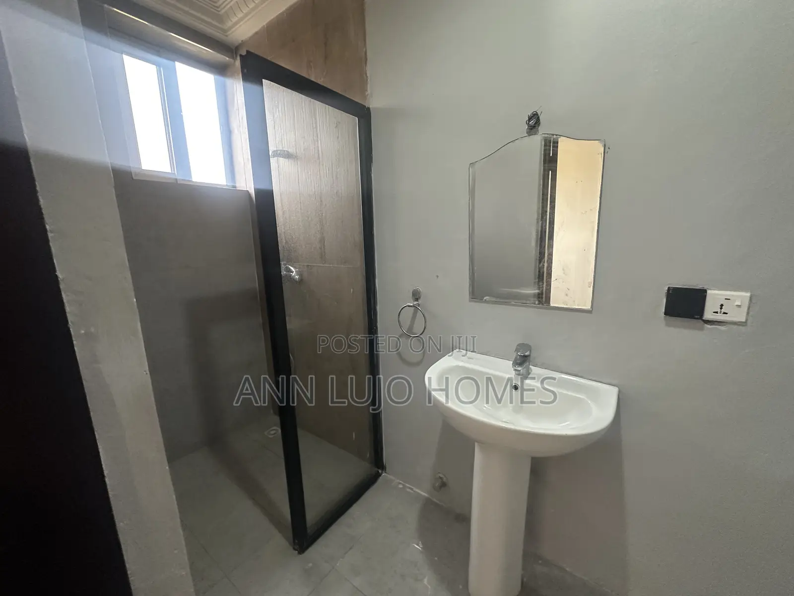 3bdrm Apartment in Airport Residential Area for rent
