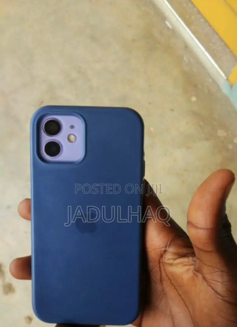 Apple iPhone 12 64 GB Purple